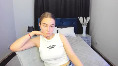 Yasmina online show from 02-01-25, 07:13