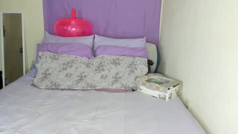 Snapshot of yasminayazzie chatting on 12-21-24, 04:30 Yasmina online show from 12-21-24, 04:30