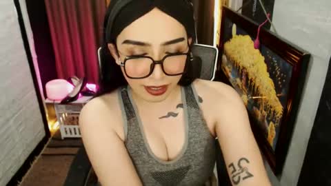 yassiered online show from 06-15-26, 09:55