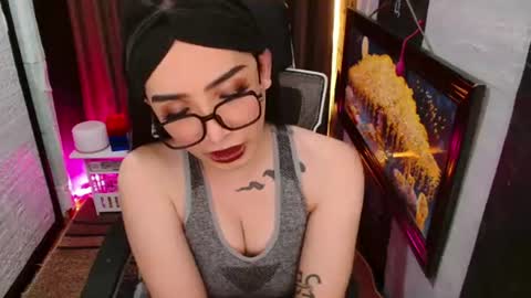 yassiered online show from 08-05-26, 10:07