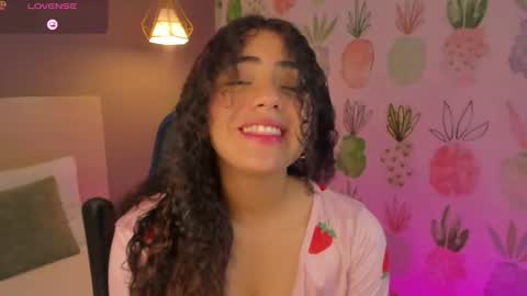 yaya23x online show from 11-26-25, 02:40