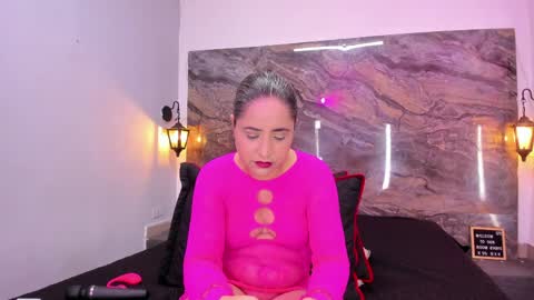 yaya____ online show from 05-26-26, 11:23