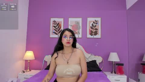 Yaya  online show from 06-24-26, 11:31