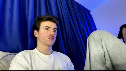 Snapshot of yayay333 chatting on 01-07-26, 08:33 yayay333 online show from 01-07-26, 08:33