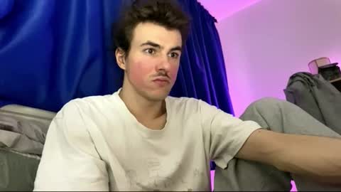 Snapshot of yayay333 chatting on 02-18-26, 05:09 yayay333 online show from 02-18-26, 05:09