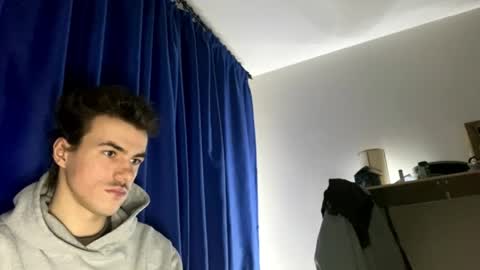 yayay333 online show from 04-01-26, 09:12