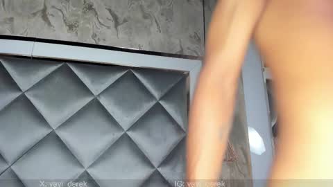 Snapshot of yayi_derek chatting on 02-19-25, 03:05 yayi derek online show from 02-19-25, 03:05