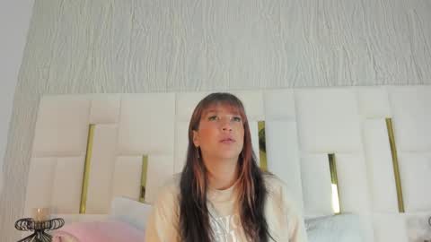 Snapshot of yayi_derek chatting on 09-22-25, 11:34 yayi derek online show from 09-22-25, 11:34