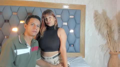 Snapshot of yayi_derek chatting on 10-13-25, 11:32 yayi derek online show from 10-13-25, 11:32