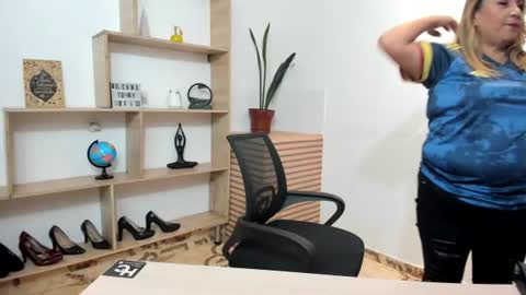 yayita online show from 06-23-26, 03:54