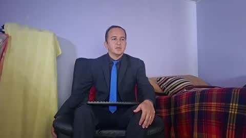Snapshot of yazflor chatting on 06-12-26, 02:16 Hazzan y Greisy online show from 06-12-26, 02:16