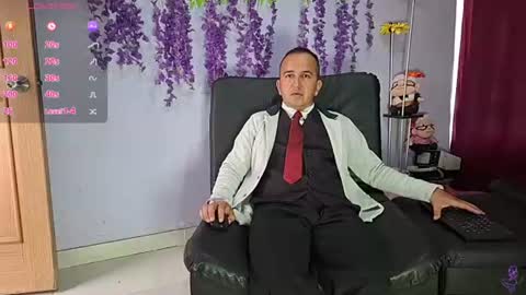 Snapshot of yazfore chatting on 07-13-26, 02:20 Hazzan online show from 07-13-26, 02:20
