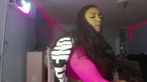 Yazmin Royal online show from 12-14-24, 08:13