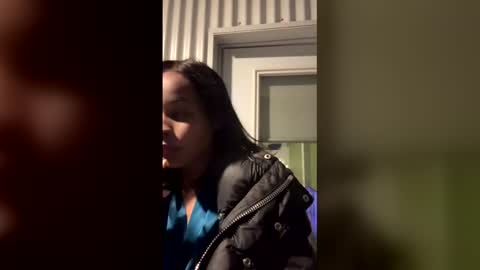 yazzybae3 online show from 12-21-25, 12:34