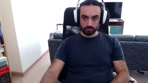 yeeaahoo online show from 11-05-25, 09:31