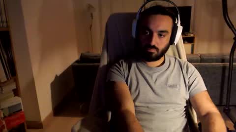 yeeaahoo online show from 12-05-25, 07:43