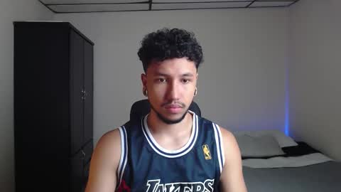 yeff online show from 10-22-25, 01:50