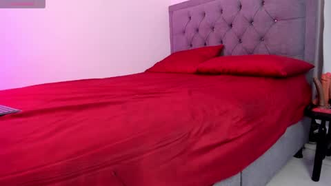 Yei - Cod. Every day tomorrow and afternoon online show from 03-29-26, 05:02