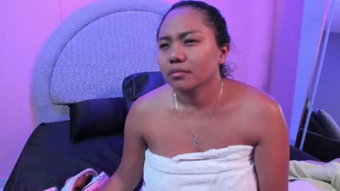 yeika_foxy online show from 07-18-26, 11:47