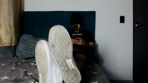 yeisongomezz online show from 09-10-25, 08:14