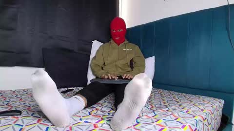 yeisongomezz online show from 10-23-25, 07:34