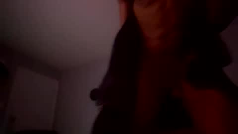 Snapshot of yelladaniella chatting on 02-01-25, 02:45 Ella Ts online show from 02-01-25, 02:45