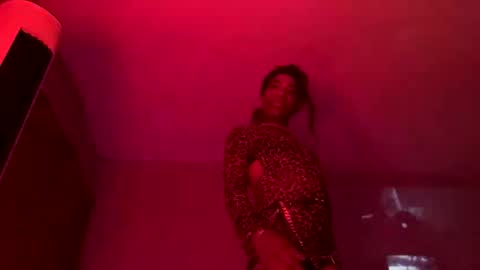 Snapshot of yelladaniella chatting on 09-20-25, 08:15 Ella Ts online show from 09-20-25, 08:15
