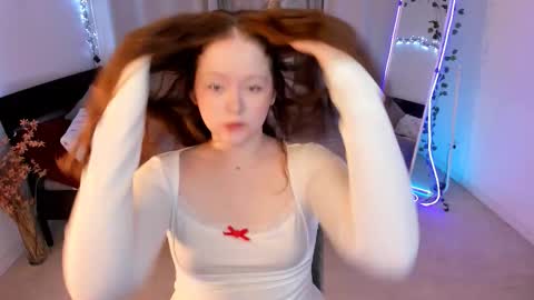 Yennefer online show from 03-06-26, 10:45