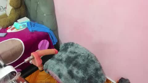 Snapshot of yeny_sex chatting on 01-19-26, 03:43 yeny_sex online show from 01-19-26, 03:43