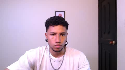 Yeff ind. model  online show from 12-17-24, 04:34