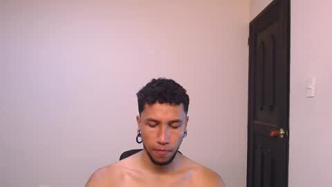 Yeff ind. model  online show from 01-04-25, 12:48