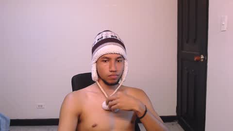 Yeff ind. model  online show from 01-04-25, 03:50