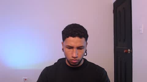 Yeff ind. model  online show from 01-08-25, 06:20