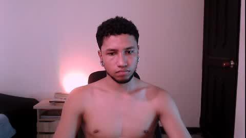 Yeff ind. model  online show from 01-31-25, 06:25