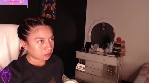 Snapshot of yes2802 chatting on 01-20-25, 03:18 Yesi online show from 01-20-25, 03:18