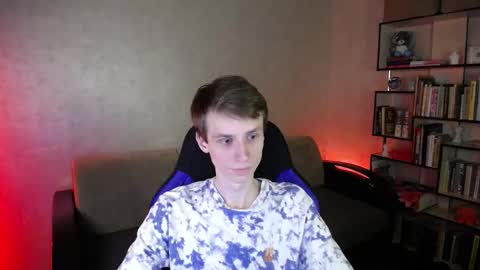 Snapshot of yes_cute_boy_ chatting on 09-27-25, 05:18 Eden online show from 09-27-25, 05:18