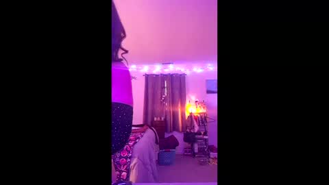 Snapshot of yesdaddy576415 chatting on 03-18-26, 12:52 yesdaddy576415 online show from 03-18-26, 12:52