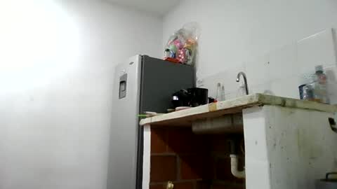 Snapshot of yessica_08 chatting on 07-02-26, 03:06 yessica and andres online show from 07-02-26, 03:06