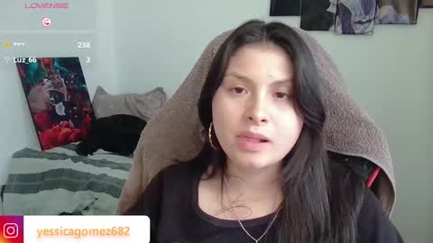 yessica_gomez01 online show from 02-15-26, 10:39