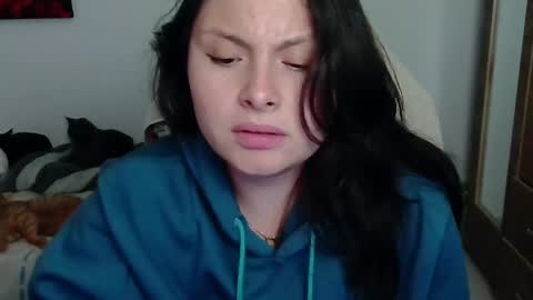 yessica_gomez01 online show from 05-19-26, 01:56