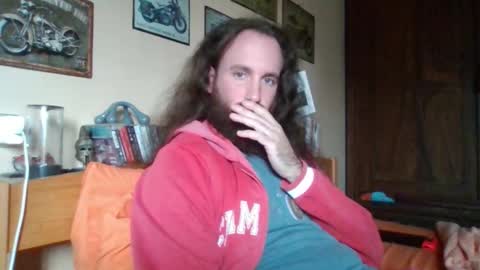 Snapshot of yeti_92 chatting on 09-27-25, 12:21 yeti_92 online show from 09-27-25, 12:21