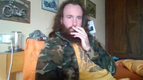 Snapshot of yeti_92 chatting on 11-23-25, 12:49 yeti_92 online show from 11-23-25, 12:49