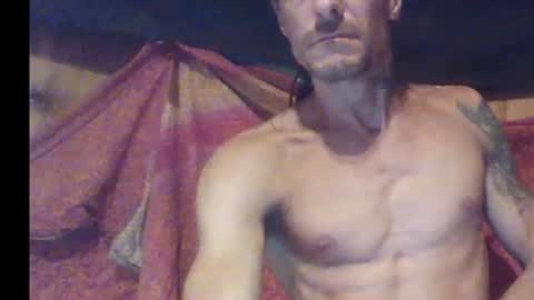 Snapshot of yetly chatting on 11-04-25, 12:32 yetly online show from 11-04-25, 12:32