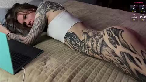 Snapshot of yexes chatting on 10-06-25, 03:59 yexes online show from 10-06-25, 03:59