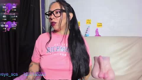 Luna online show from 01-12-25, 01:48