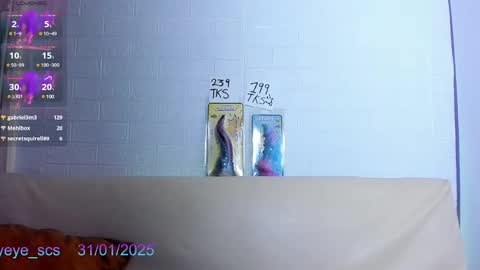 Luna online show from 01-31-25, 03:22