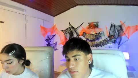 Yiing and yang online show from 10-17-25, 09:17