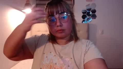 hii i am yini online show from 11-26-25, 03:29