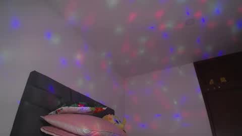 Yiny online show from 01-31-25, 11:46