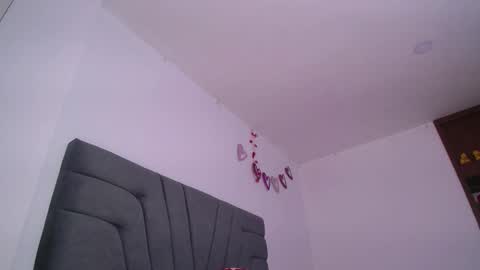 Yiny online show from 03-13-26, 09:27